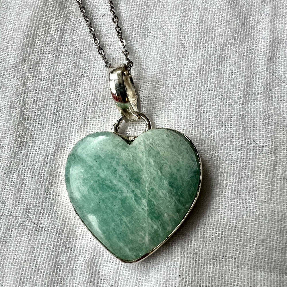 925 Peaceful HEART Amazonite Necklace Pendant - Picture 7 of 7